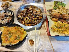 -郑记•不夜城烧烤•龙虾•虾蟹(黄鹤楼店)