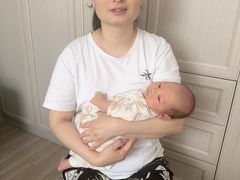 -爱贝尔高端月嫂(母婴护理)