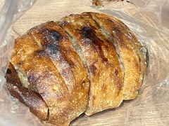 -沁屋面包店(人民东路店)