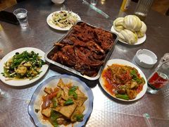 -关山牧场王师烤全羊