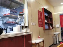 -南城香·饭香串香馄饨香(红军营店)