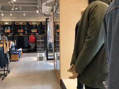 -王府井奥莱临潼小镇(临潼店)