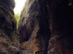 -龙水峡地缝景区