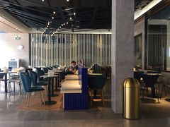 大堂-野萃山·潮汕厚果汁(十亩地店)