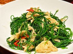 沙葱炒土鸡蛋-纳瓦新疆菜(银都店)