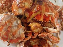 -三亚火车头万人海鲜广场