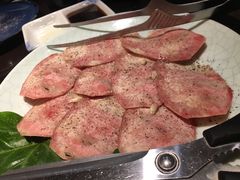 -山川小町·极番烧肉(新地假日广场店)