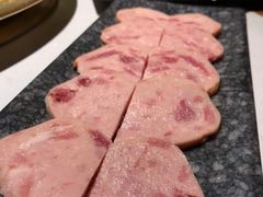 梅林午餐肉-哥老官重庆美蛙鱼头(五角场合生汇店)