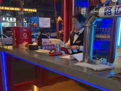 -路边边地标烧烤·川菜·小龙虾·音乐酒馆(良乡长虹店)