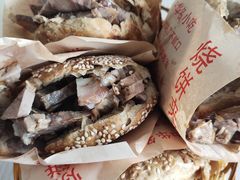 -洪峰浩老北京烧饼夹肉(角门路店)