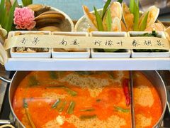 -樾餐厅泰式海鲜火锅(民歌湖店)
