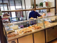 面包甜点陈列柜-吾味小厨(沈阳梅江店)