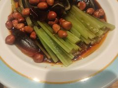 -街角等你.大连海鲜烧烤.经典铁板海鲜串(西安路店)