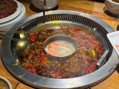 -城墙拐拐火锅(三峡广场黑金冠店)