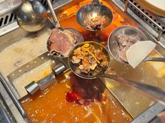 -海底捞火锅鲜切牛肉主题店(长寿路店)