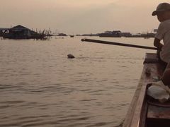 -洞里萨湖