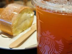 -星巴克臻选(上海合生汇1F店)