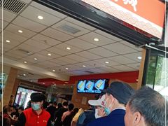 等位区-老通城豆皮大王(吉庆街店)