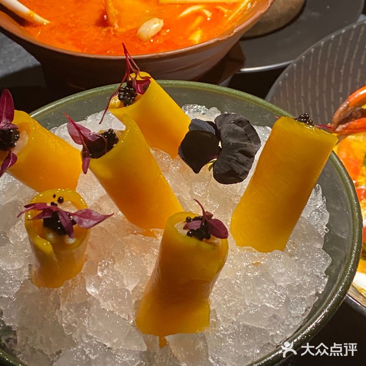 不愧是由米其林一星厨政团队监制的星叶南洋料理店