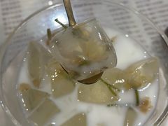 -周大娘牛乳(旧寨古村总店)