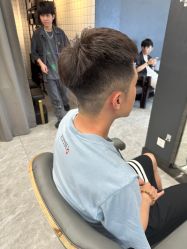 -藤野造型烫发染发