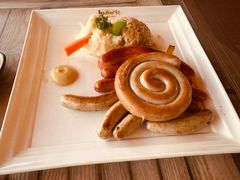 -LENBACH兰巴赫西餐啤酒坊(大连东港店)