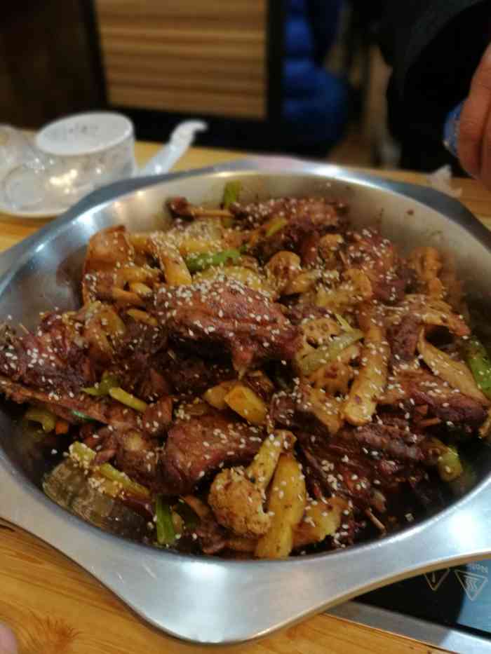 鲁西趣香居火锅-"环境还行,品种挺多,吃完还能涮菜."-大众点评移动版