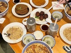-沪西老弄堂面馆(定西路店)