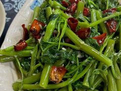 -晏老九豆花饭家常菜(上海城店)