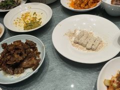 -凤凰园烤鸭店·唐山菜·传承花椒肉(老唐丰路店)