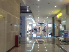 -奈雪的茶(亨特国际广场店)