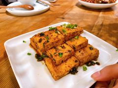 -一坐一忘云南菜(嘉里中心店)