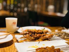 -三个大叔烤羊肉串·炭炉砂锅菜(西三旗店)