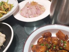 -鲁菜根·泰安菜(万达店)
