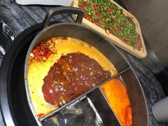 -热火朝天鲜切牛肉火锅(南强街巷店)