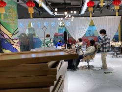-T8 SALON