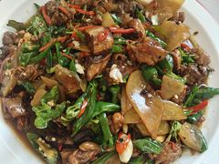 -鲁南仔·滕州炒鸡(经三路店)