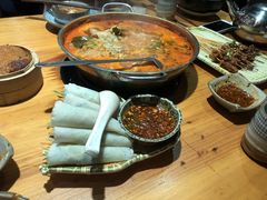 -老凯俚酸汤鱼(鸿通城店)