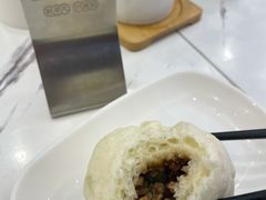 -李与白包子铺(桐梓林店)