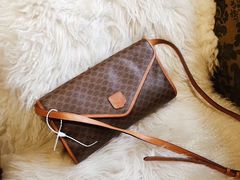 -CELINE(尚嘉中心店)