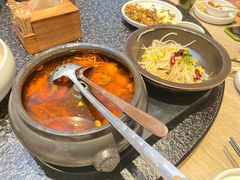云海肴汽锅鸡-云海肴云南菜(浦江欢乐颂店)