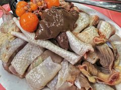 -广味炭炉鸡煲(宝业路分店)