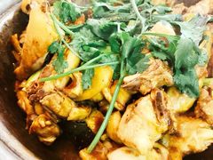 -芳村榕树头叹佬鸡煲(体育西店)