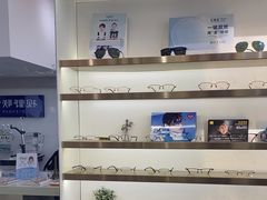 -视野联行眼镜·蔡司·控优点授权(长白万象汇店)