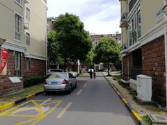 -停车场(灯辉支路)