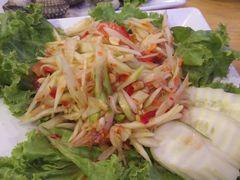 -J Daeng Seafood
