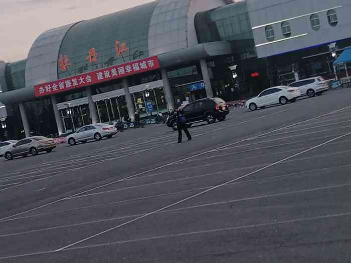 牡丹江海浪机场-"还记得有首歌里唱到"我一个人吃饭旅行到处.