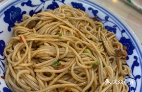 Mixed Noodles with Sauce