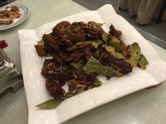 -唐师傅湘西名菜馆(武陵路店)
