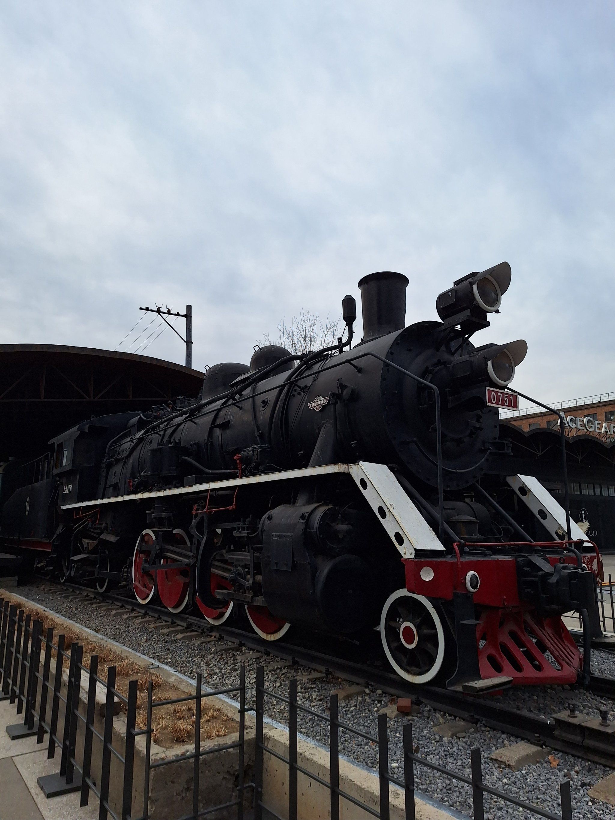 火车头广场喝一杯